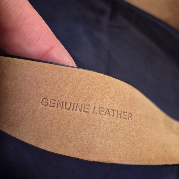 AKRIS Women's Leather Belt - Picture 4 of 13